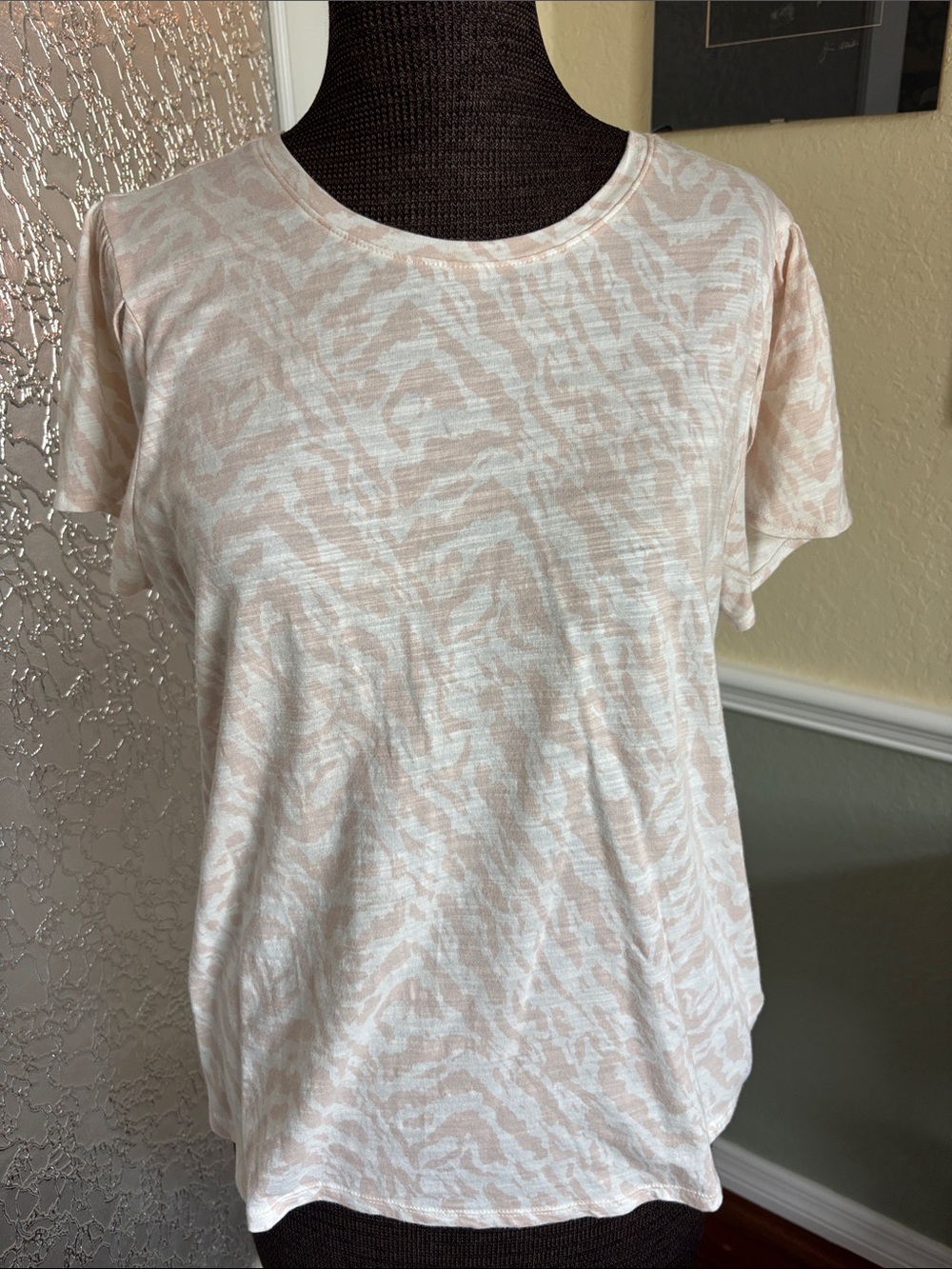Nine West Pale Blush Animal-Print Short Sleeve Tee